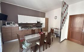 Marconi E Garibaldi 76 Apartment